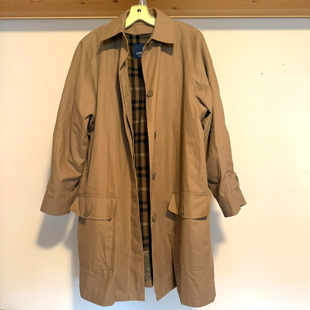 London Dog Trench Coat Tan Size 10 w/ removable liner